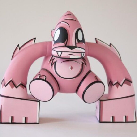 NEW 2008 9” TOY2R SMASH PINK GORILLA DESIGNER ART URBAN VINYL FIGURE - Picture 11 of 11